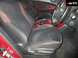 NISSAN JUKE 2011