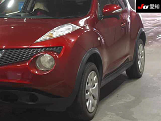 NISSAN JUKE 2011