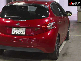 PEUGEOT 208 2014