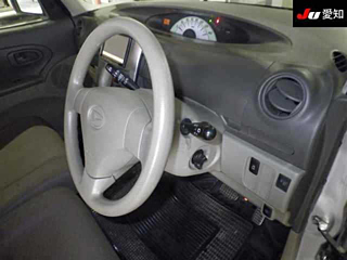 DAIHATSU TANTO 2010