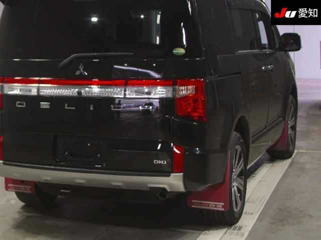 MITSUBISHI DELICA D5 2020