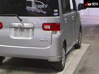 DAIHATSU TANTO 2010