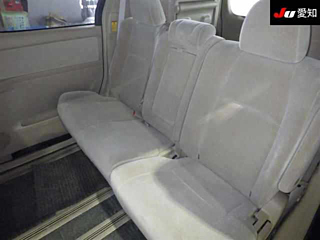 TOYOTA VELLFIRE 2012