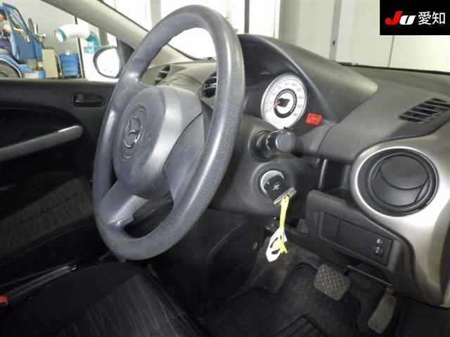 MAZDA DEMIO 2008