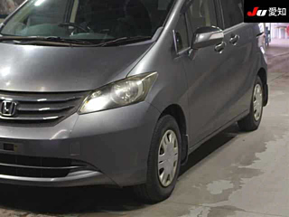 HONDA FREED 2010