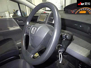 HONDA FREED 2010