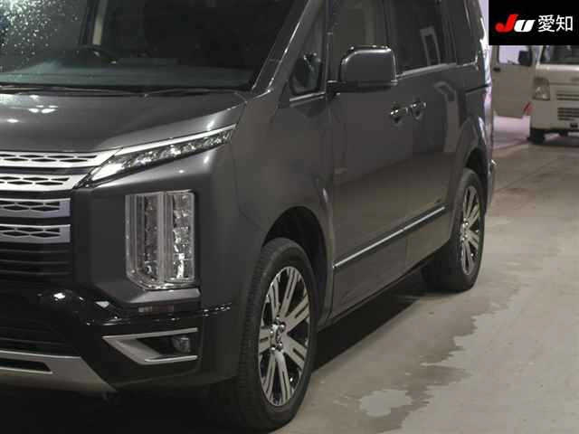 MITSUBISHI DELICA D5 2020