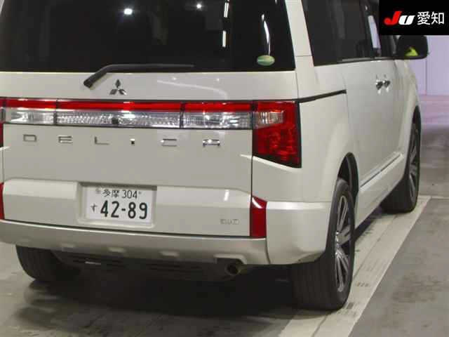 MITSUBISHI DELICA D5 2019