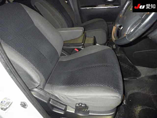 NISSAN ELGRAND 2009