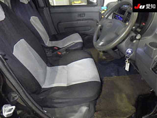 DAIHATSU HIJET VAN 2013