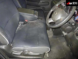 NISSAN CUBE 2012