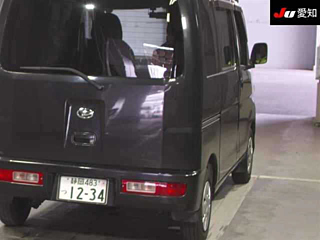 DAIHATSU HIJET VAN 2013