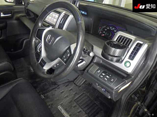 HONDA STEP WAGON 2012