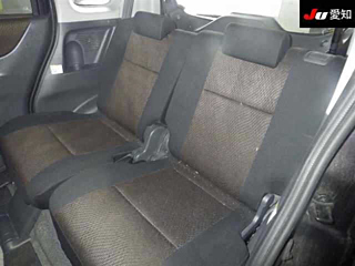 NISSAN ROOX 2012