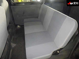 DAIHATSU HIJET VAN 2011
