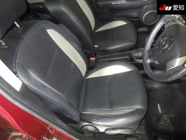 MAZDA VERISA 2011