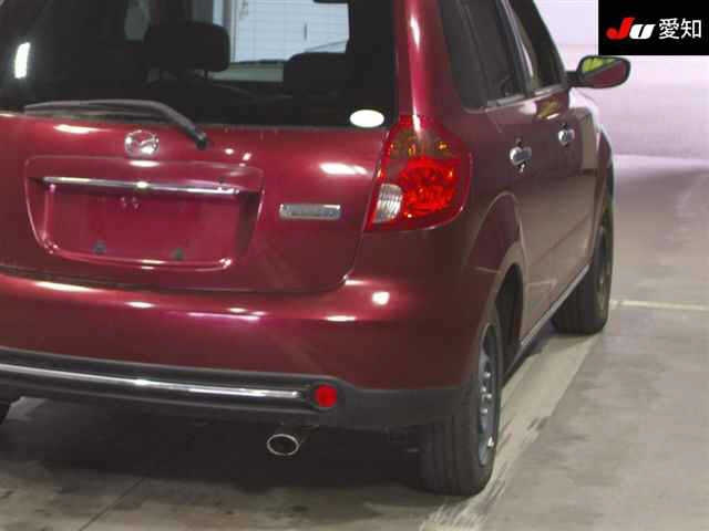 MAZDA VERISA 2011
