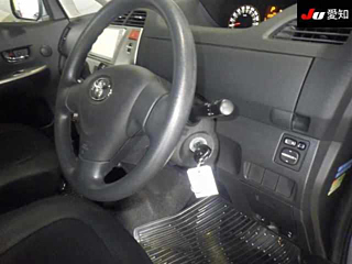 TOYOTA RACTIS 2010
