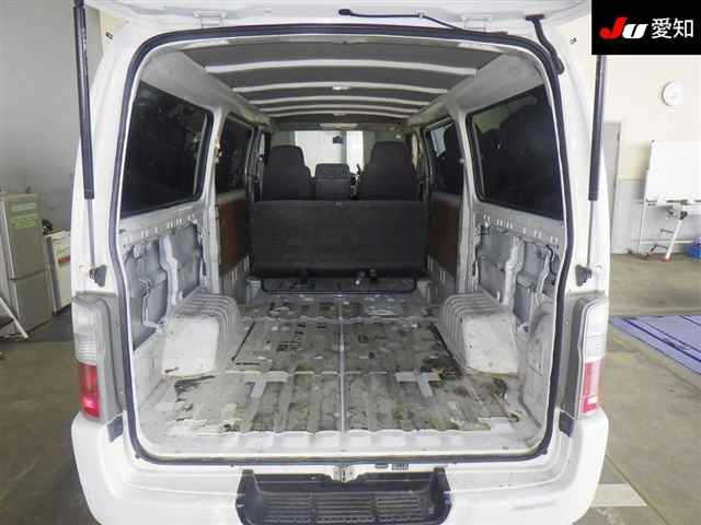 NISSAN CARAVAN VAN 2011