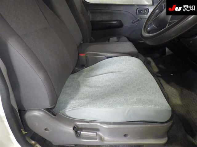 NISSAN CARAVAN VAN 2011