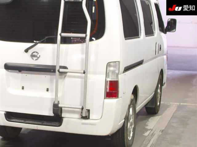 NISSAN CARAVAN VAN 2011