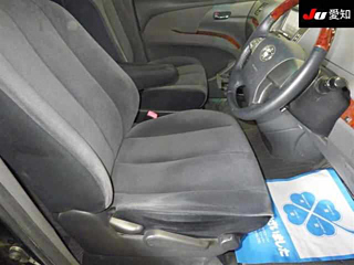 TOYOTA ESTIMA 2010