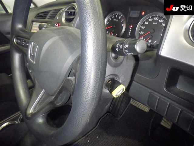 HONDA STREAM 2008