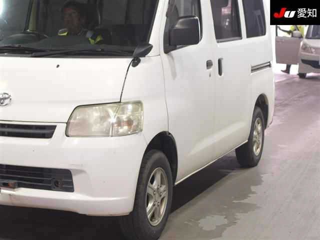 TOYOTA TOWN ACE VAN 2013
