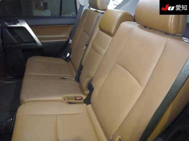 TOYOTA LAND CRUISER PRADO 2021