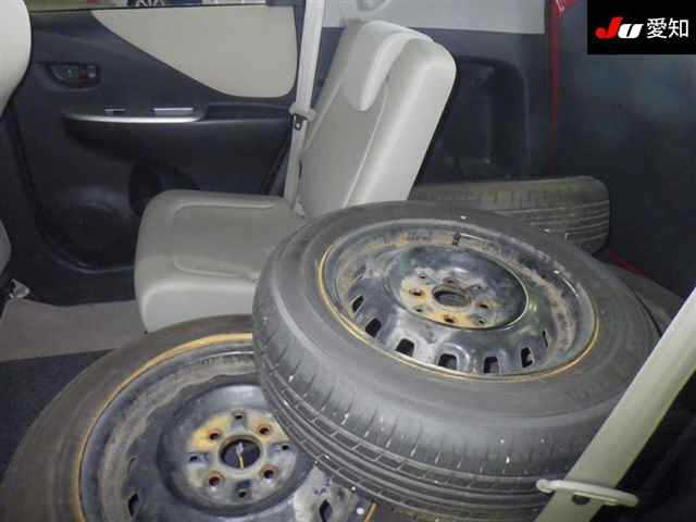 TOYOTA RACTIS 2010