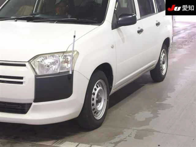 TOYOTA PROBOX 2017