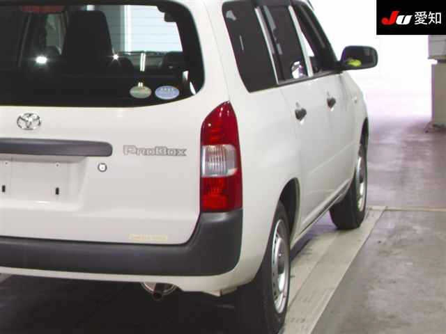 TOYOTA PROBOX 2017