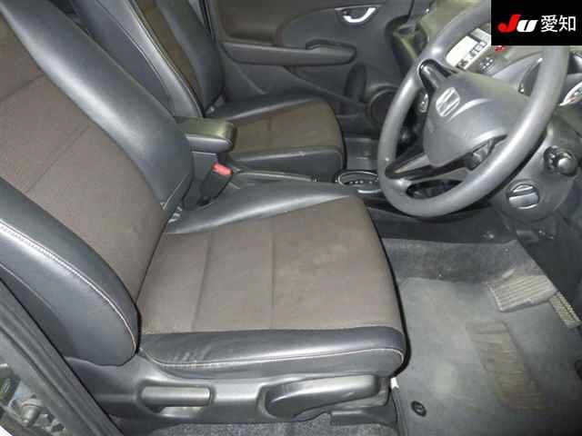 HONDA FIT SHUTTLE 2011