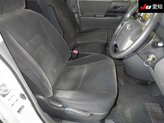 TOYOTA VOXY 2008