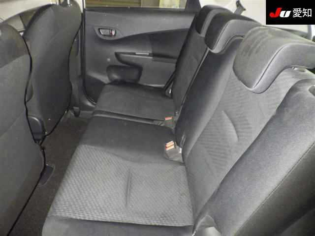 TOYOTA RACTIS 2013