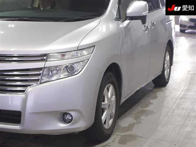 NISSAN ELGRAND 2013