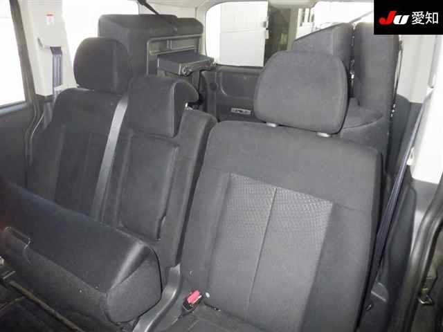 MITSUBISHI DELICA D5 2014