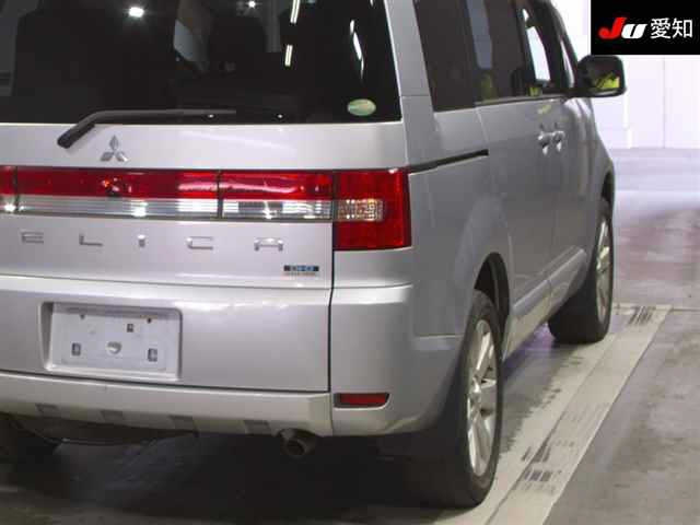 MITSUBISHI DELICA D5 2014