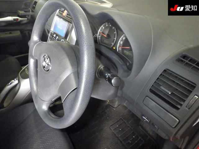 TOYOTA AURIS 2008