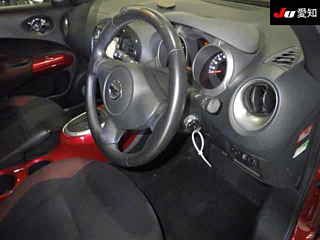 NISSAN JUKE 2010
