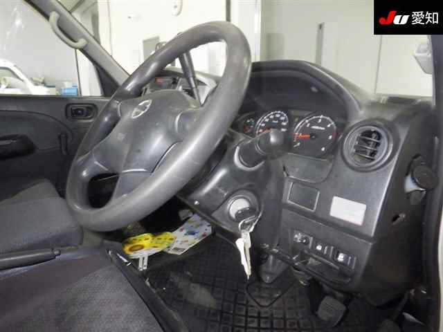 NISSAN CARAVAN VAN 2008