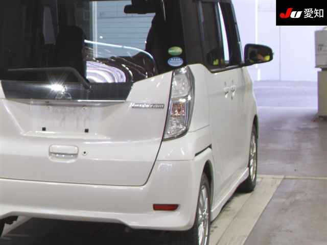 MITSUBISHI EK SPACE 2018