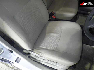 DAIHATSU MIRA E S 2012