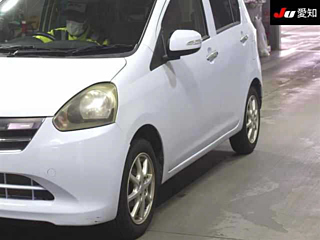 DAIHATSU MIRA E S 2012
