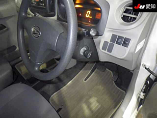 DAIHATSU MIRA E S 2014