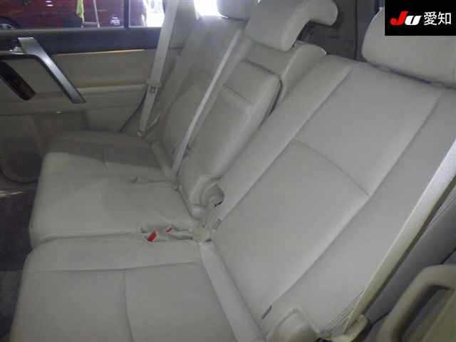 TOYOTA LAND CRUISER PRADO 2016