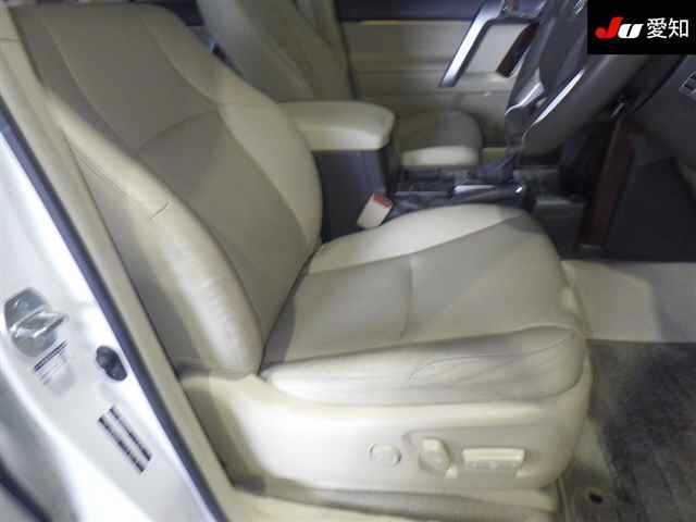 TOYOTA LAND CRUISER PRADO 2016