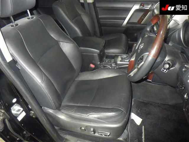 TOYOTA LAND CRUISER PRADO 2016