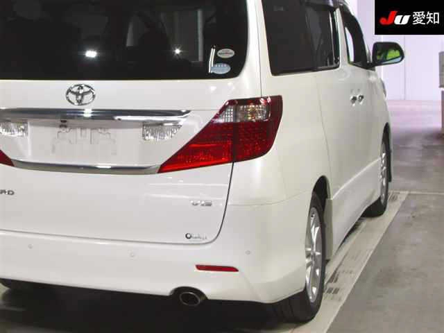 TOYOTA ALPHARD 2011