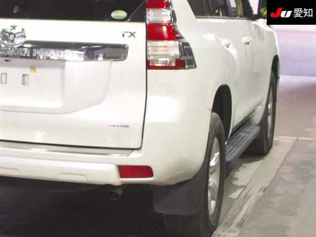 TOYOTA LAND CRUISER PRADO 2016